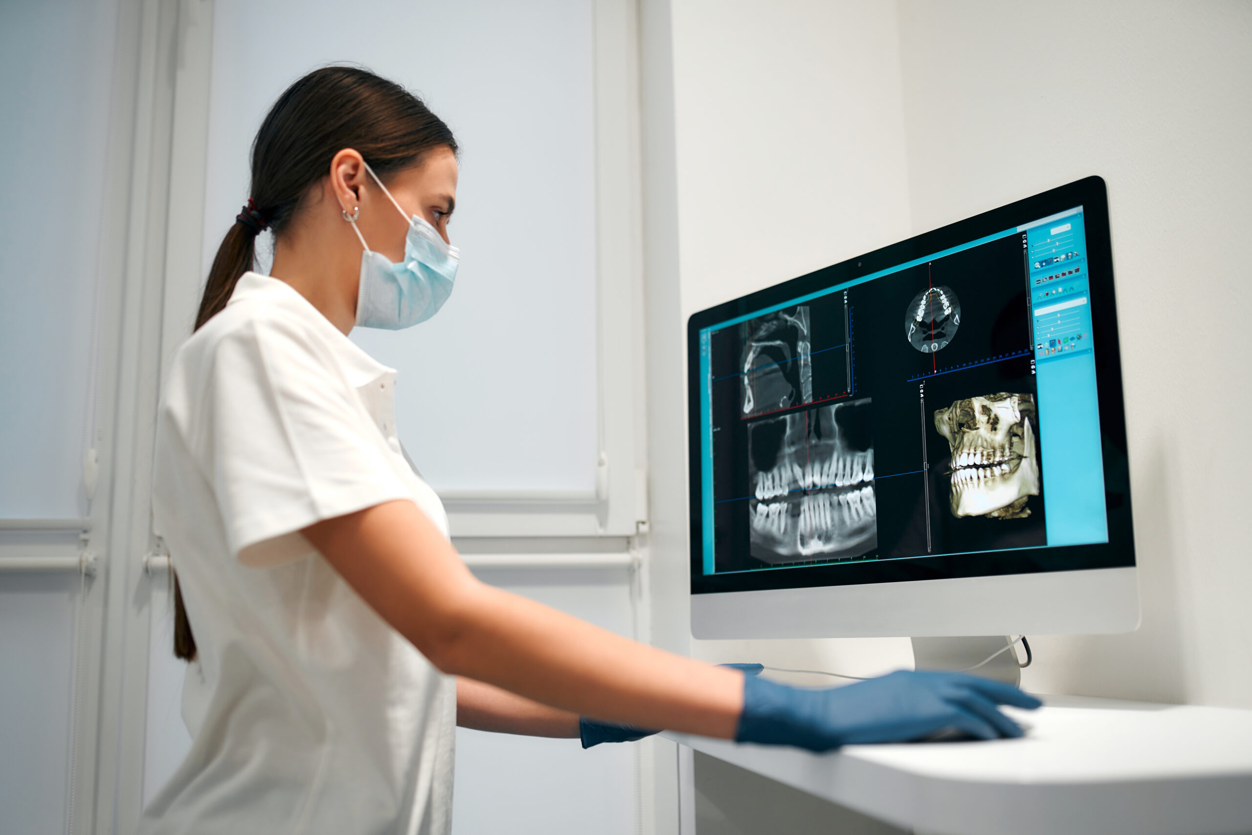 Urban Dental Hub - Consultatie Gratuita