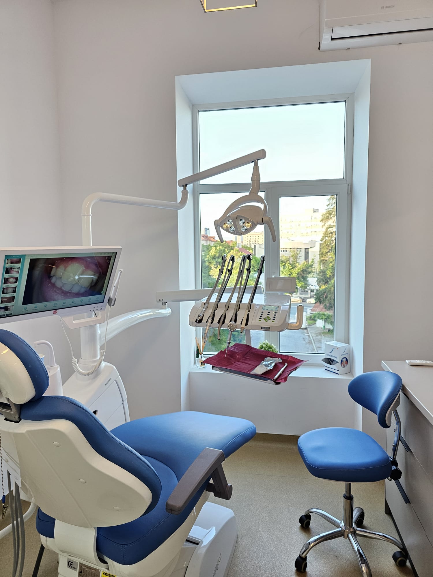 Urban Dental Hub - Calea Plevnei 137c Sector 6 Bucuresti